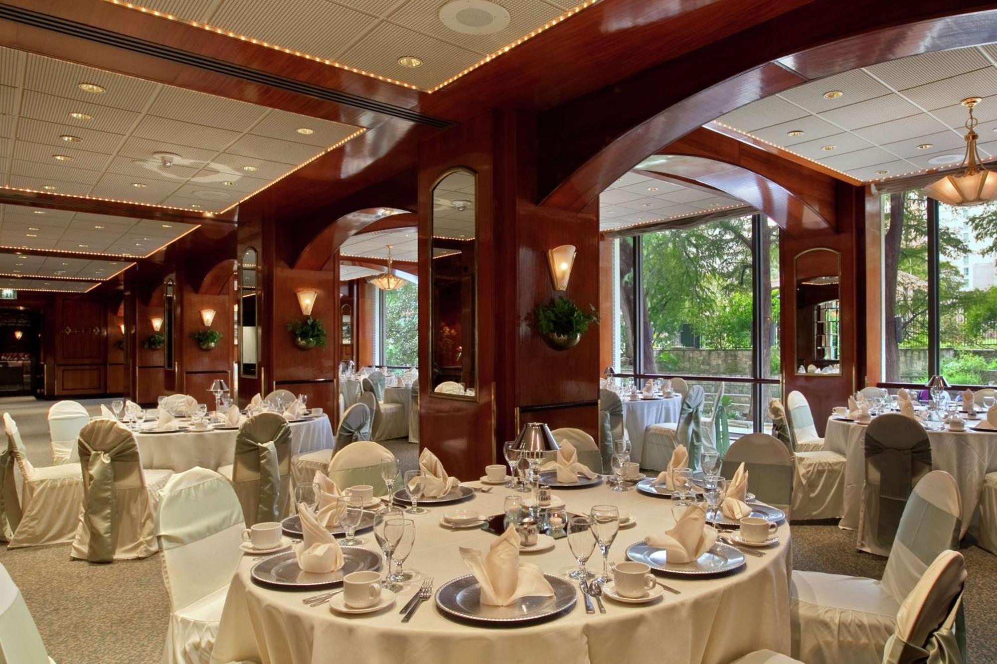 Hilton Palacio Del Rio Сан-Антоніо Ресторан фото